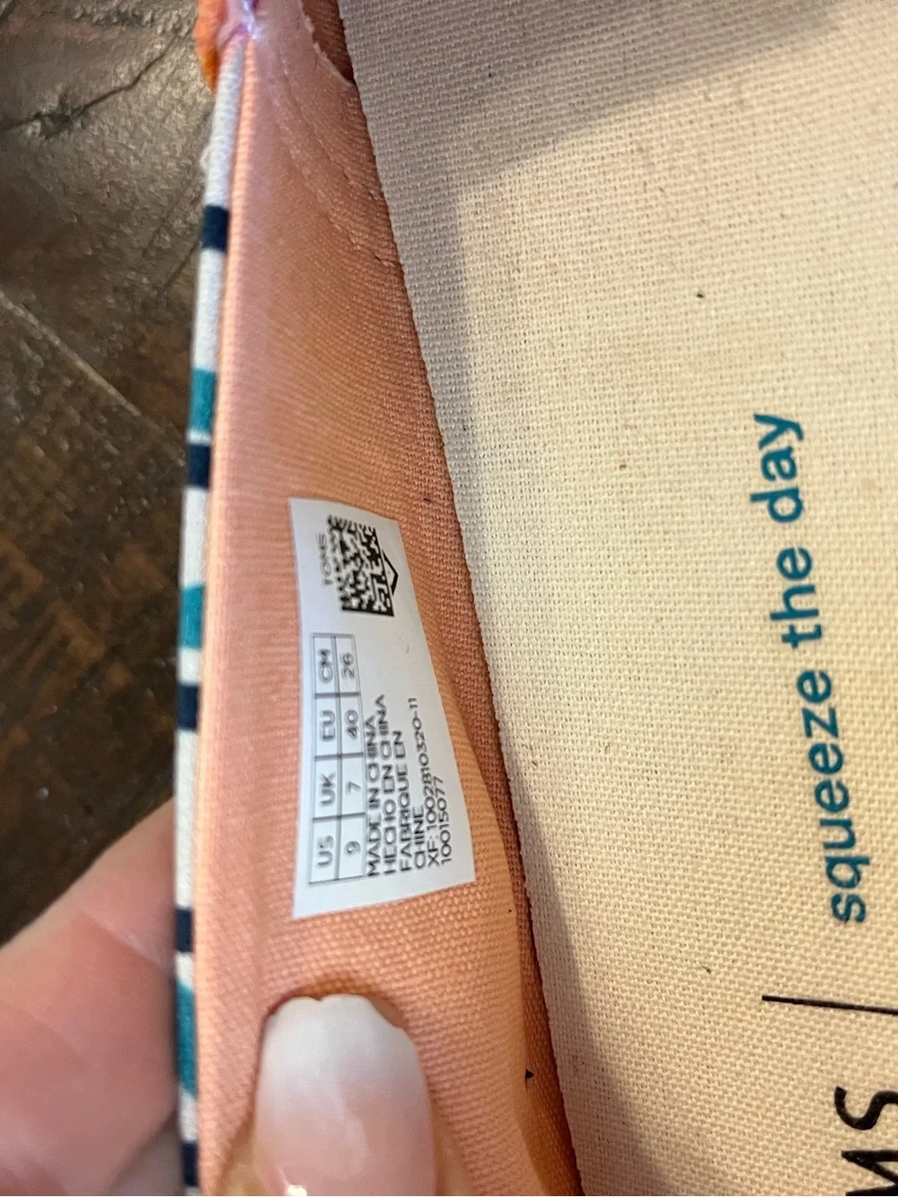 TOMS Alpargata Rope Espadrille Summer Fruits Squeeze the Day Sz 9 - LIKE NEW!
